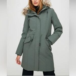 Aritizia Wilfred Northstar Premium Goose Down Parka
